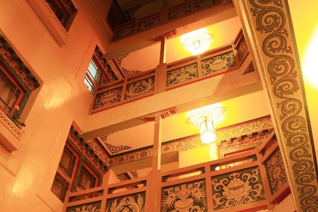 Tashitakge Hotel ลาซา ภายนอก รูปภาพ