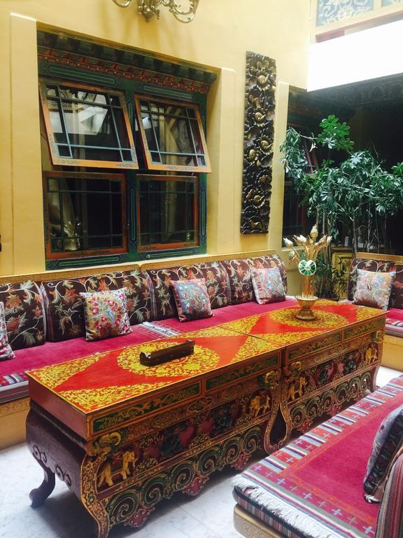 Tashitakge Hotel ลาซา ภายนอก รูปภาพ